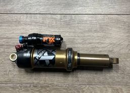 FACTORY SERIES FLOAT X 230x65 | Accessoires / pièces | Jeux de roues MTB | velomarkt.ch