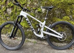 Trek Slash 9.9 2024 Factory edition | Mountainbikes | Freeride / All Mountain | velomarkt.ch
