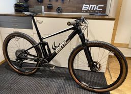 BMC Fourstroke 01 TWO | Vélos de montagne | Vélos CC tout-suspendus | velomarkt.ch