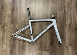 Specialized S-Works Tarmac SL8 - Gloss Dove Grey 54 | Vélos de course | Cadre | velomarkt.ch