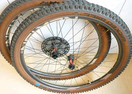 Paire de roues carbone 29" – Newmen SL X.A.25 + DT Swiss 240 Ratchet EXP (état neuf) | Accessoires / pièces | Jeux de roues MTB | velomarkt.ch