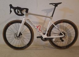 RENNRAD AUF PROFINIVEAU | Rennvelos | Edel - Rennvelos | velomarkt.ch