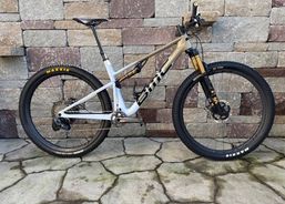BMC Fourstroke ONE | Mountainbikes | 29er - 29 Zoll Bikes | velomarkt.ch