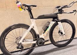 Neues Triathlon Velo Factor Slick | Rennvelos | Triathlon | velomarkt.ch