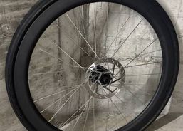 Laufradsatz DT Swiss Nabendynamo | Rennvelos | Edel - Rennvelos | velomarkt.ch