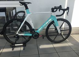 ELVES FALATH EXP AERO UCI | Rennvelos | Edel - Rennvelos | velomarkt.ch