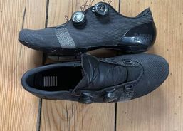 Rennveloschuhe Rapha Pro Team 43.5 | Zubehör / Teile | Veloschuhe | velomarkt.ch
