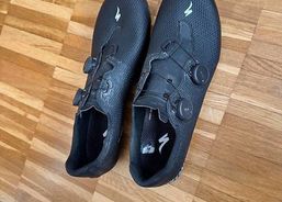 Specialized Torch 3.0 Rennveloschuhe Gr. 45 top Zustand | Zubehör / Teile | Veloschuhe | velomarkt.ch