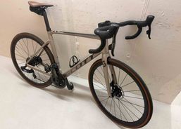 Scott Addict RC10 prism cherry grey | Racing bikes | Noble - racing bikes | velomarkt.ch