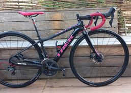 Trek Domane | Rennvelos | Damen Rennvelos | velomarkt.ch