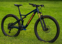Orbea Rise M10 Carbon L | 612 Wh | Range Extender | 1’400 km | Mountainbikes | CC Bikes sospensione completa | velomarkt.ch