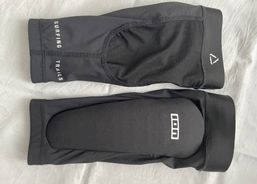 Schienbeinschoner ION „S-Sleeve“ M | Zubehör / Teile | Bekleidung | velomarkt.ch