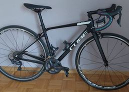 CUBE Attain SL Carbon Rennrad | Rennvelos | Rennvelos bis CHF 2000 | velomarkt.ch