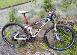 Cube AMS 100 Super HPC SL 29" Carbon Fully – Teamline, SRAM X0, Fox | Mountainbikes | CC Bikes vollgefedert | velomarkt.ch