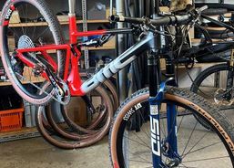BMC Fourstroke 01 | Vélos de montagne | Vélos CC tout-suspendus | velomarkt.ch