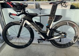 FELT IA10 Triathlonrad | Rennvelos | Triathlon | velomarkt.ch