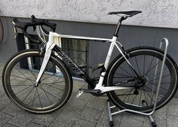 Rennrad Hilite mit vielem zusätzlichem Zubehör | Rennvelos | Rennvelos bis CHF 2000 | velomarkt.ch
