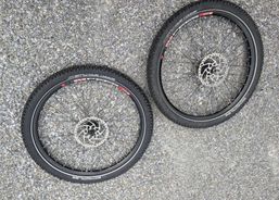 27,5er Enduro/Ebike DT Swiss Räder mit Flyer Naben | Zubehör / Teile | Radsätze MTB | velomarkt.ch