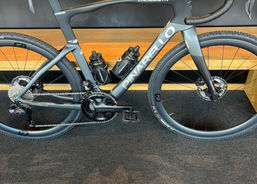 Pinarello Crossista F9 | Rennvelos | Radquer / Cross / Gravel | velomarkt.ch