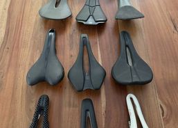 Diverse Sättel zu verkaufen. | Zubehör / Teile | Verschiedenes | velomarkt.ch