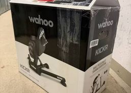 Wahoo Kickr WIFI V6 und Wahoo Kickr Climb | Zubehör / Teile | Hometrainer | velomarkt.ch