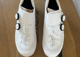 Shimano S-PHYRE RC903W RC9W Damen Rennradschuhe – Weiss –  EU 40 – NEU | Accessoires / pièces | Pièces Shimano | velomarkt.ch