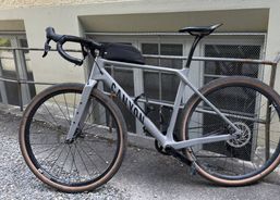 Canyon Grizl CF SL 7 eTap - Carbon Gravelbike - Grösse M | Rennvelos | Radquer / Cross / Gravel | velomarkt.ch