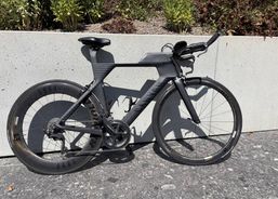 Canyon Speedmax WMN CF 7.0 – Size M – Carbon Triathlon Bike | Vélos de course | Triathlon | velomarkt.ch