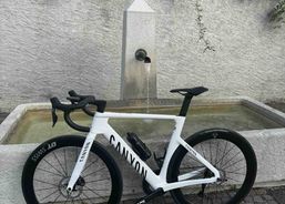 Canyon Aeroad CF SLX 8 Di2 – Size M – Excellent Condition | Rennvelos | Triathlon | velomarkt.ch