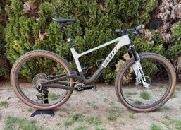 Scott Spark RC World Cup 2027 | Mountainbikes | CC Bikes vollgefedert | velomarkt.ch