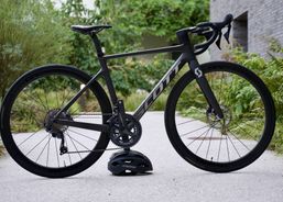Scott Addict RC Ultimate HMX SL Size 52 – Ultegra – Carbon | Rennvelos | Edel - Rennvelos | velomarkt.ch