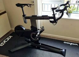 Wahoo KICKR BIKE V2 | Zubehör / Teile | Radsätze MTB | velomarkt.ch