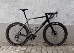 Canyon Grail CF SLX 8 Di2 Gr. L – GRX Di2 / GRC 1400 / 4iiii Powermeter / Pro Cockpit | Rennvelos | Radquer / Cross / Gravel | velomarkt.ch