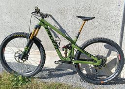 Pivot Switchblade V2 | Mountainbikes | Freeride / All Mountain | velomarkt.ch