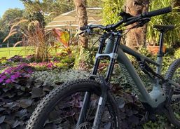 Specialized Turbo Kenevo Expert | Mountainbikes | Downhill Bikes | velomarkt.ch