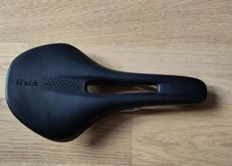 Sattel Fizik Vento Antares 140mm Rennvelo/Gravel | Zubehör / Teile | Rennvelo Parts | velomarkt.ch