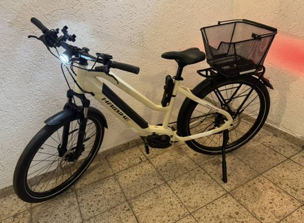 Haibike Trekking 4.0 (2022) – Top-Zustand, nur 210 km, inkl. Zubehör kaufen in Niedersachsen #1 | velomarkt.de