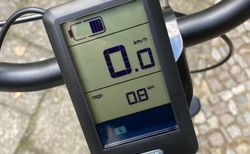 NEU FISCHER Damen E-Bike 28 –Stylisch elektrisch startklar! eBike kaufen in Berlin #4 | velomarkt.de