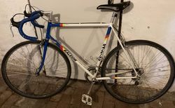 Vintage Rennrad Raleigh Corsa in gutem Zustand | Raleigh Corsa Rennrad aus den 80er mit Stahlrahmen | velomarkt.de