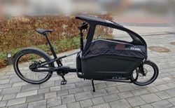 Cube Cargo Dual Hybrid 1000 mit Regenverdeck und Kindersitzbank | Modell 2025, FLASHGREY'N'BLACK, 5 Monate alt | velomarkt.de