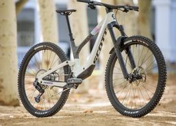 Scott Contessa Ransom 910 | Mountainbikes | CC Bikes vollgefedert | velomarkt.at