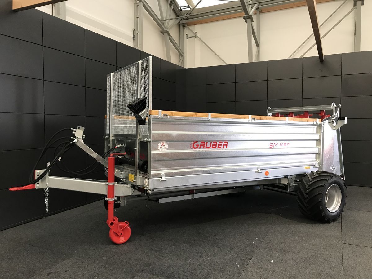 E-FARM: Gruber stall-, bergmiststreuer sm450t tieflader - Mist- und Kompoststreuer - id HFTNEZQ - Österreich