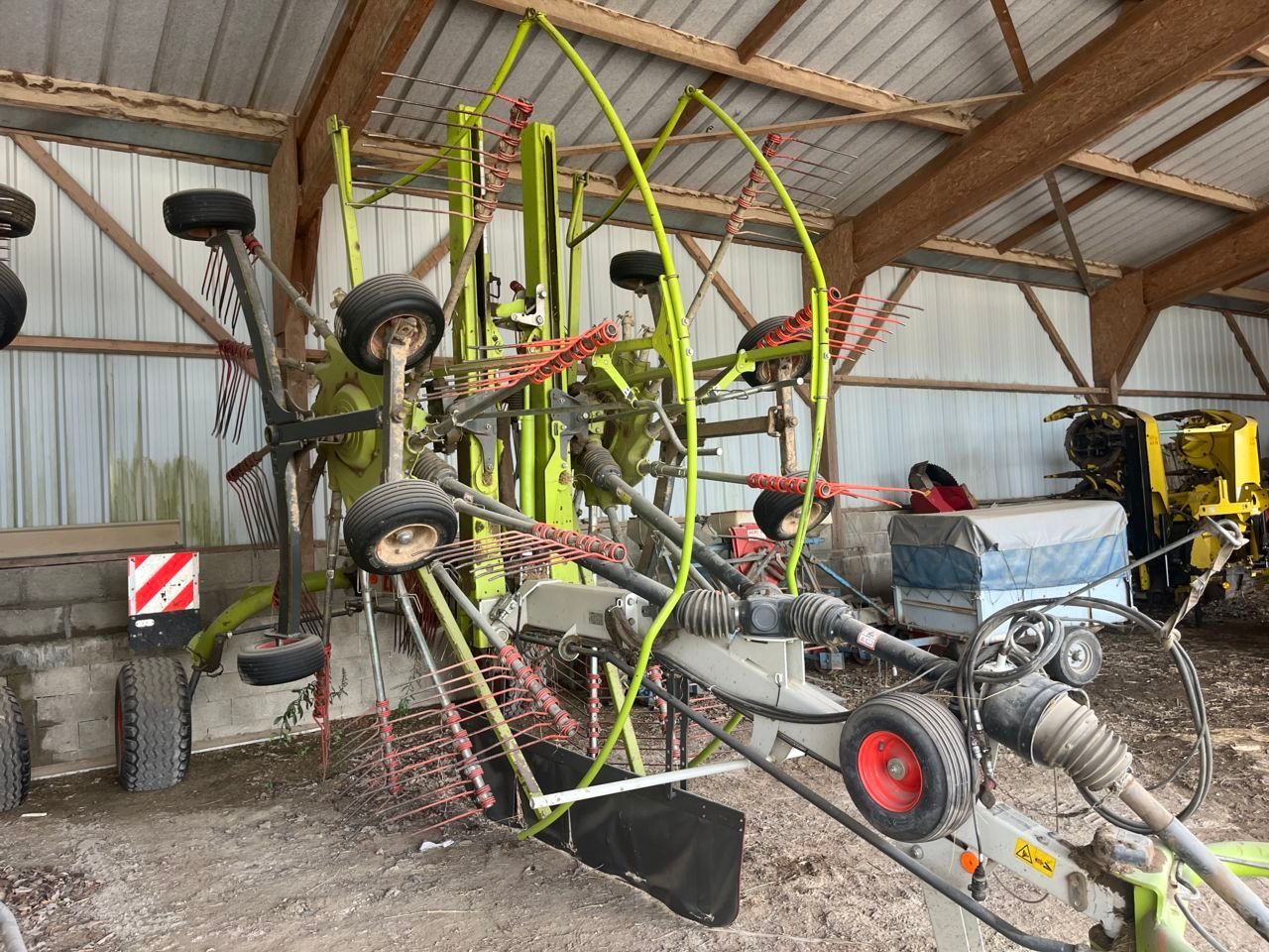 Claas Liner 2900 Tedder €18,600