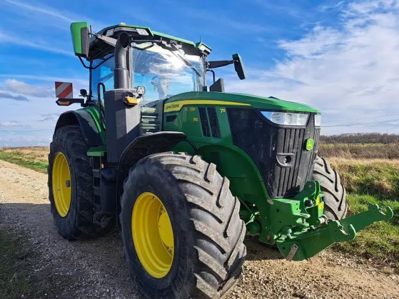 John Deere 7R 310 Tractor €205,000