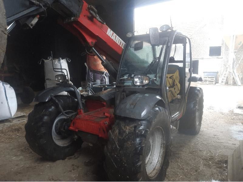 E-FARM: Manitou mlt627 - Telehandler - id KIJEPPC - €20,000 - Year of construction: 2011 - Engine hours: 8,000,France