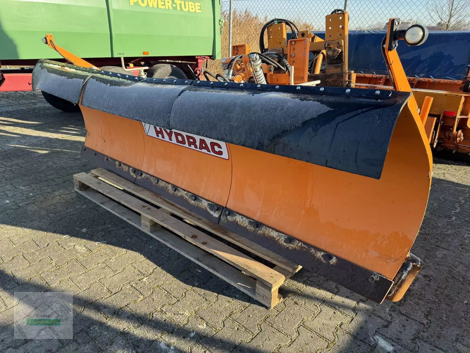E-FARM: HYDRAC lb-3 320 - Municipal equipment - id V48WQBW - €11,583 - Year of construction: 2019 - Austria