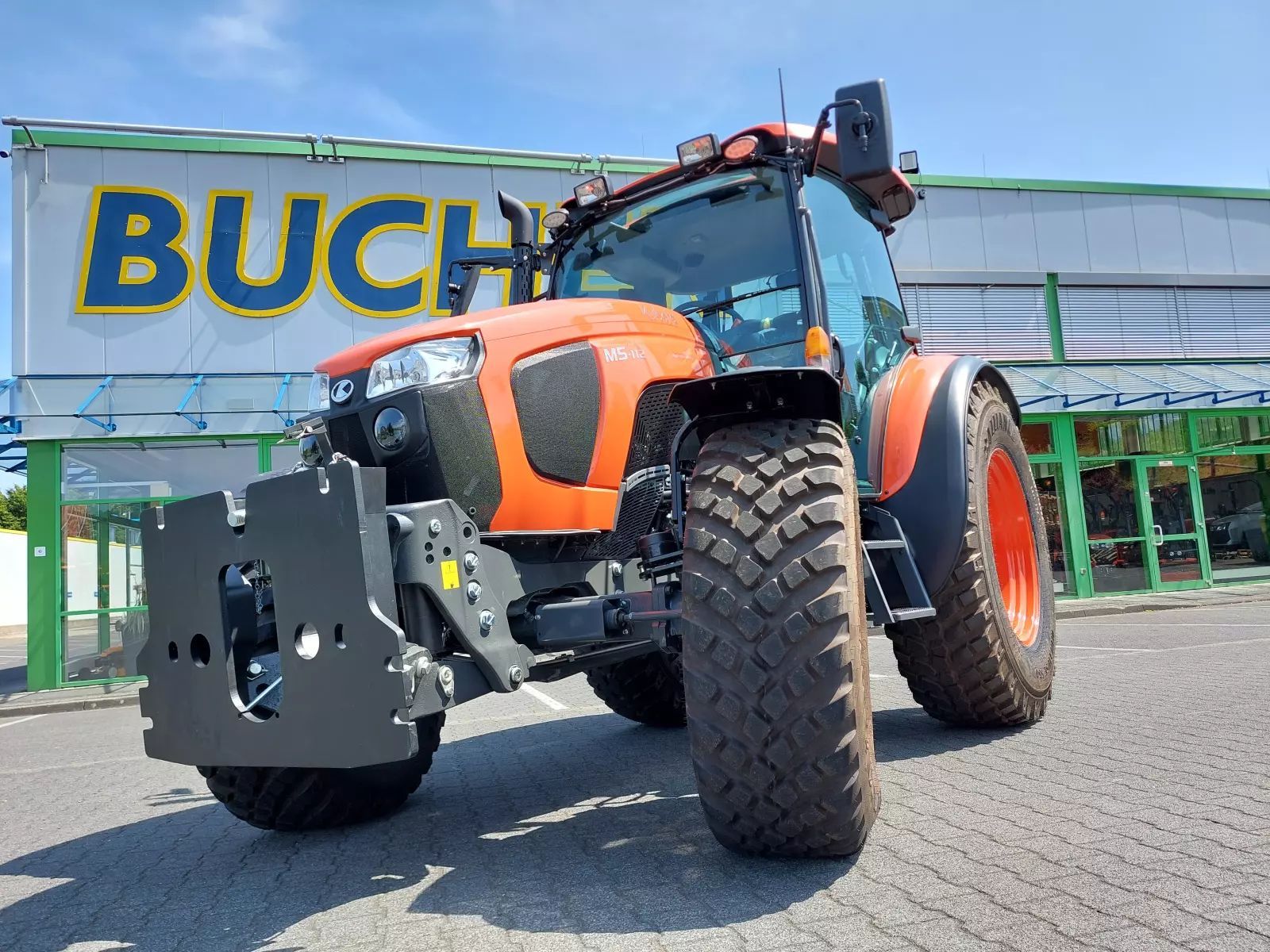 E-FARM: Kubota m5-112 cab - Traktor - id DCEH6HQ - Baujahr: 2025 - Abgelesene Motorstunden: 1,Motorleistung (PS): 113,Deutschland