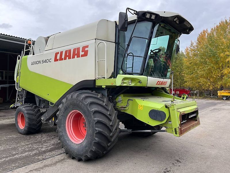 E-FARM: Claas Lexion 540 C - Combine harvester - id YH4C8MR - €75,000 - Year of construction: 2006 - Engine hours: 3,954,Engine power (HP): 260,Latvia