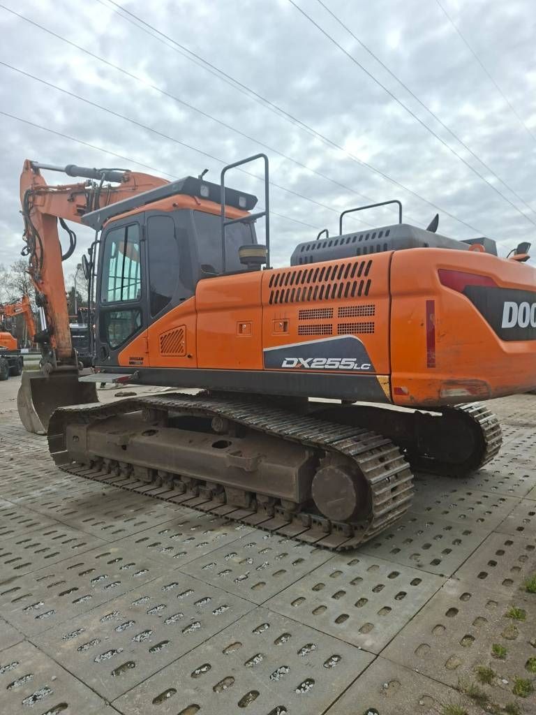 Doosan dx 255 lc-5 Excavadora de orugas 87.970 €