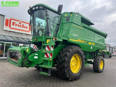 E-FARM: John Deere 9880 i STS - Combine harvester - id FYKXSBM - €58,150 - Year of construction: 2005 - Engine hours: 4,604,Engine power (HP): 480,Germany